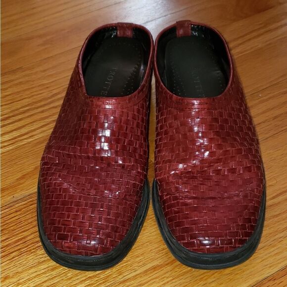 Trotter Heather Slip-On Shoes - Picture 2 of 8